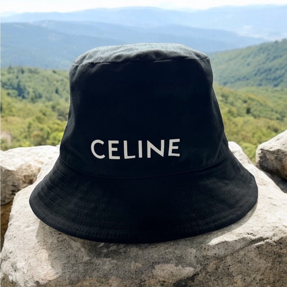 CELINE BUCKET HAT - BLACK IN BEAUTIFUL CONDITION ?